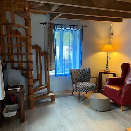 Maison Independante Pour 2 Tout Inclus Tiny House For 2 All Included Teilhet  Buitenkant foto