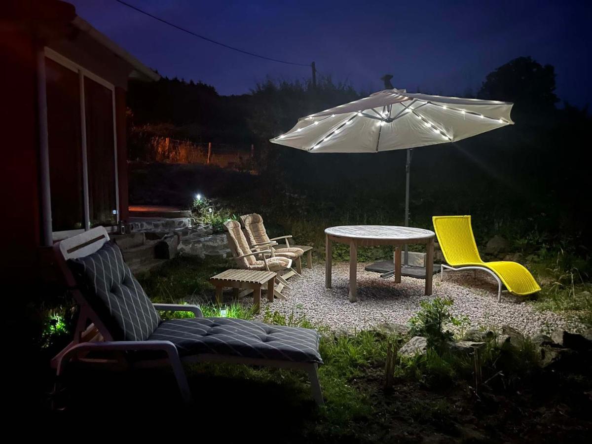 Maison Independante Pour 2 Tout Inclus Tiny House For 2 All Included Teilhet  Buitenkant foto