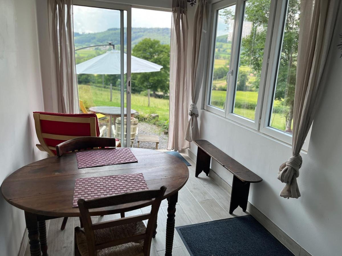 Maison Independante Pour 2 Tout Inclus Tiny House For 2 All Included Teilhet  Buitenkant foto